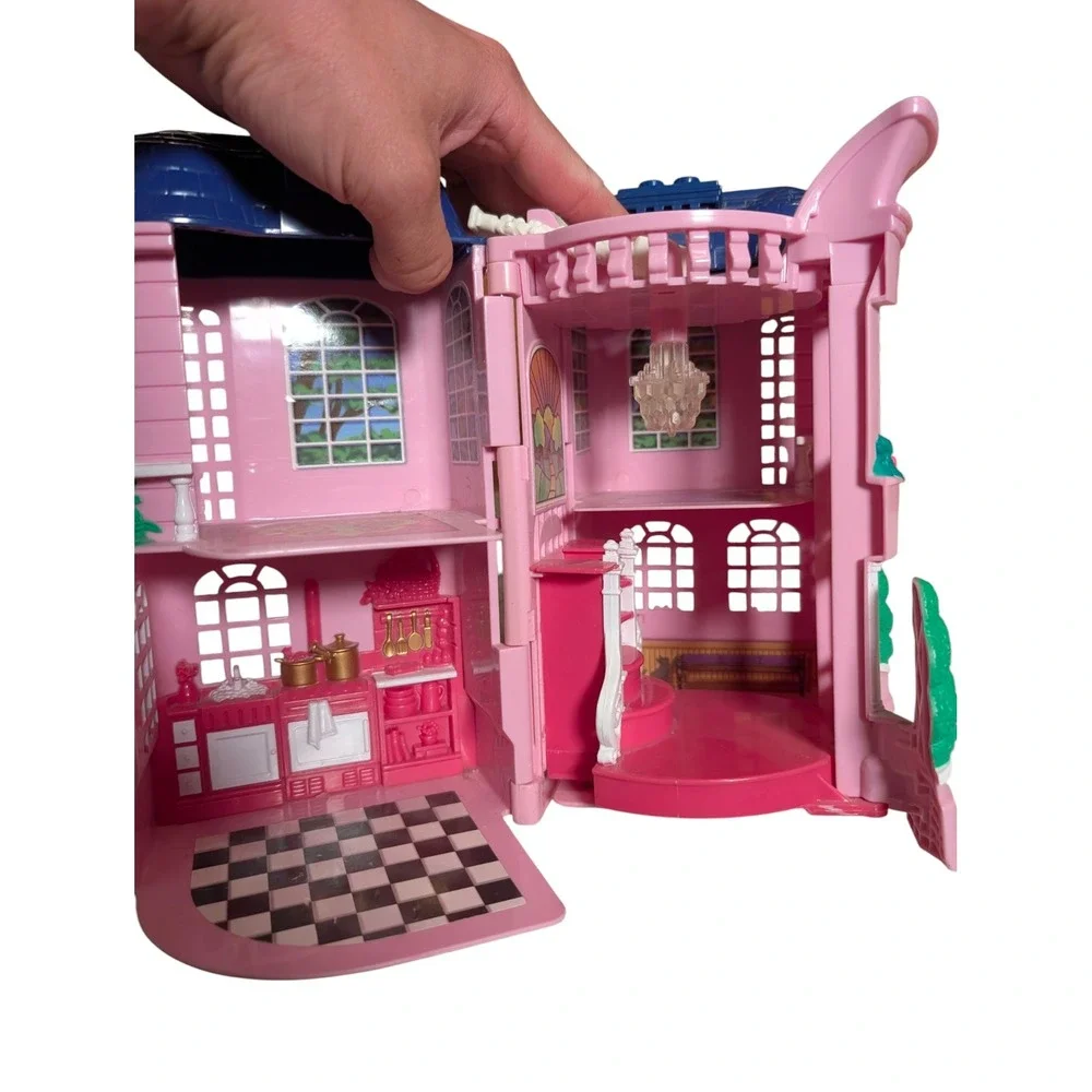 Fisher Price Sweet Streets Pink Blue Victorian Dollhouse Folding Playset 2001